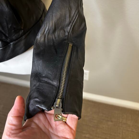 Madewell lamb leather shrunk zip front brass hardware jacket size 6** - Picture 4 of 15